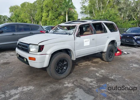 1998 Toyota 4Runner Sr5 V6 Limited from USA, damaged, VIN JT3GN87R9W0073710